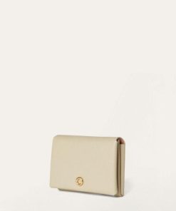 Tonyeberly.shop0e35532320 2