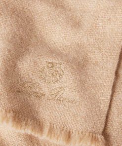 Tonyeberly.shop165729055c 1