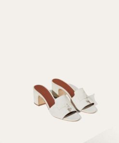 Tonyeberly.shop21749a8494 1