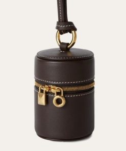 Tonyeberly.shop338bb7cb83 1