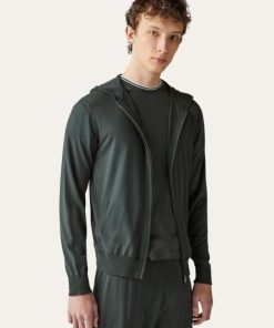 Tonyeberly.shop35aea30f92 3