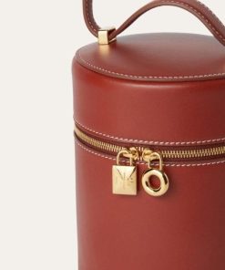 Tonyeberly.shop4138976a0f 2