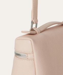 Tonyeberly.shop489b7b8d2b 1