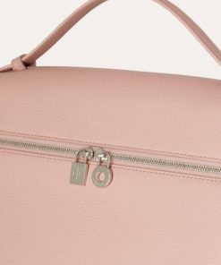 Tonyeberly.shop4b6c5740a7 4