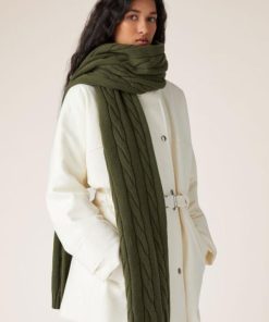 Tonyeberly.shop5880b88b71 1