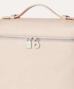 Tonyeberly.shop5d06baabcb 3