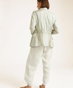 Tonyeberly.shop64afa23f7d 1