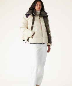 Tonyeberly.shop6560ff6894 3