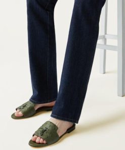 Tonyeberly.shop698d0a624e 1