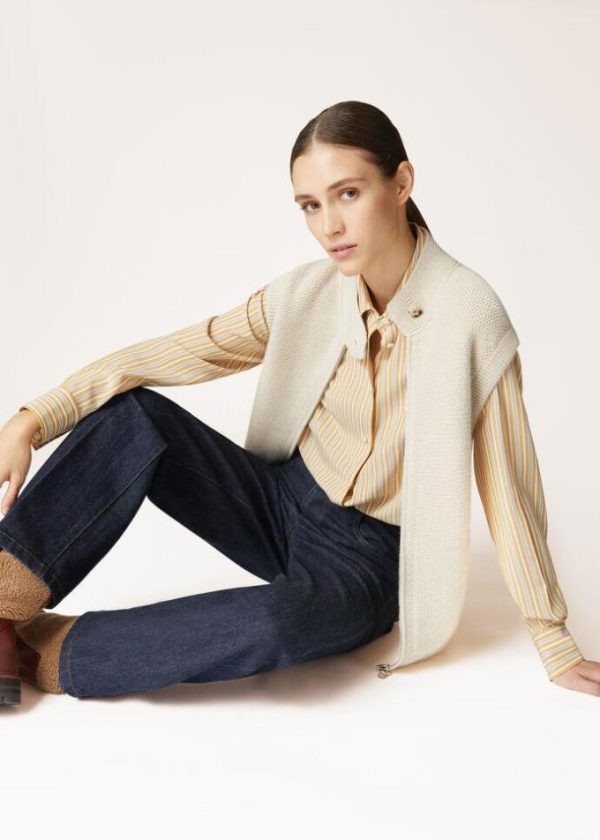 Tonyeberly.shop70f80632a2 1