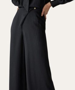 Tonyeberly.shopb51e752799 5