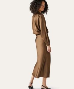 Tonyeberly.shopb8928e9acd 1