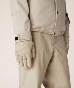 Tonyeberly.shopc31ffdec52 1