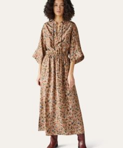 Tonyeberly.shopc632345a41 1