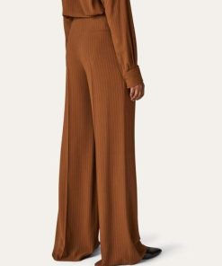 Tonyeberly.shopcbcfc14185 5