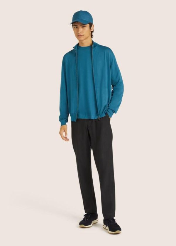 Tonyeberly.shopd5de7b1b4d 4