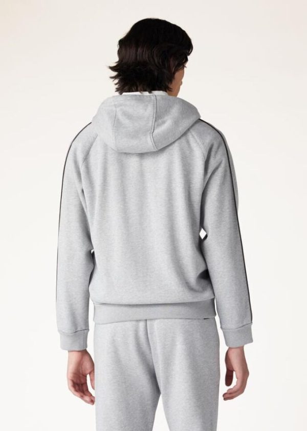 Tonyeberly.shope612b12026 1