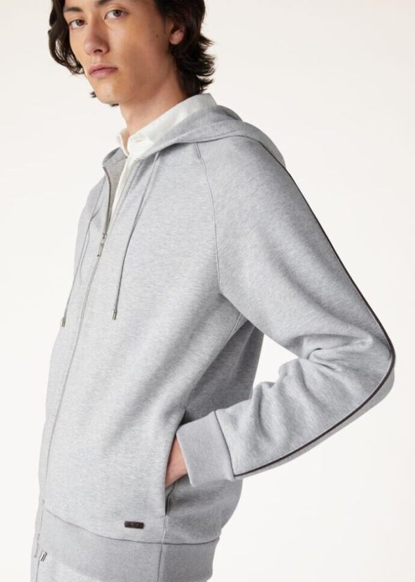 Tonyeberly.shope612b12026 3