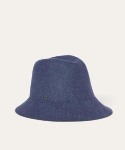 Tonyeberly.shopf16001737c 1